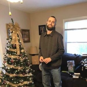 Meet your Posher, Derek